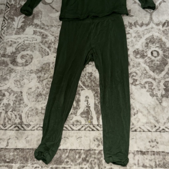 Kyte hunter green 4T two piece❄️reduced❄️ - Picture 3 of 3